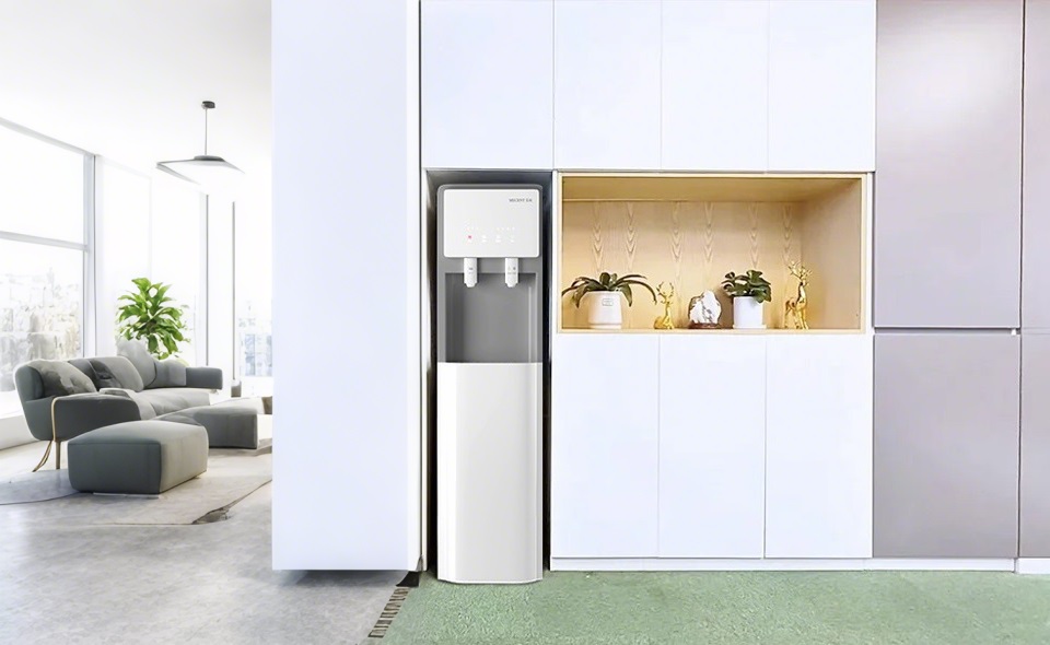 你喝的桶裝水安全嗎？直飲水機(jī)能不能替代桶裝水？